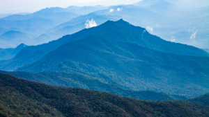 Gunung yang Menjadi Incaran Para Wisatawan Pecinta Alam di Malaysia